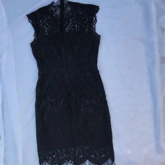 YELLOW star black lace dress size small - Picture 11 of 11